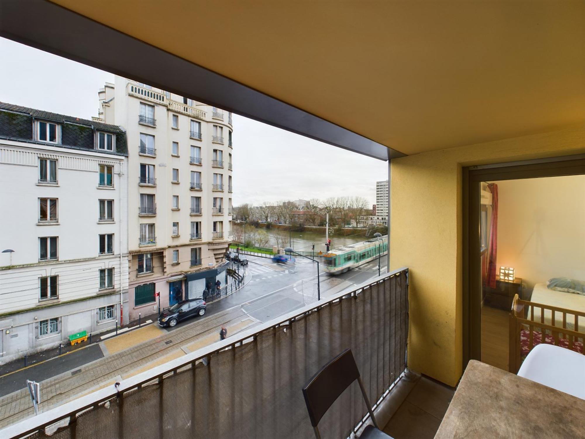 Apartment Roi De La Seine A Paris, Stade, Gare Parking Et Terrasse Saint-Denis (Seine-Saint-Denis)