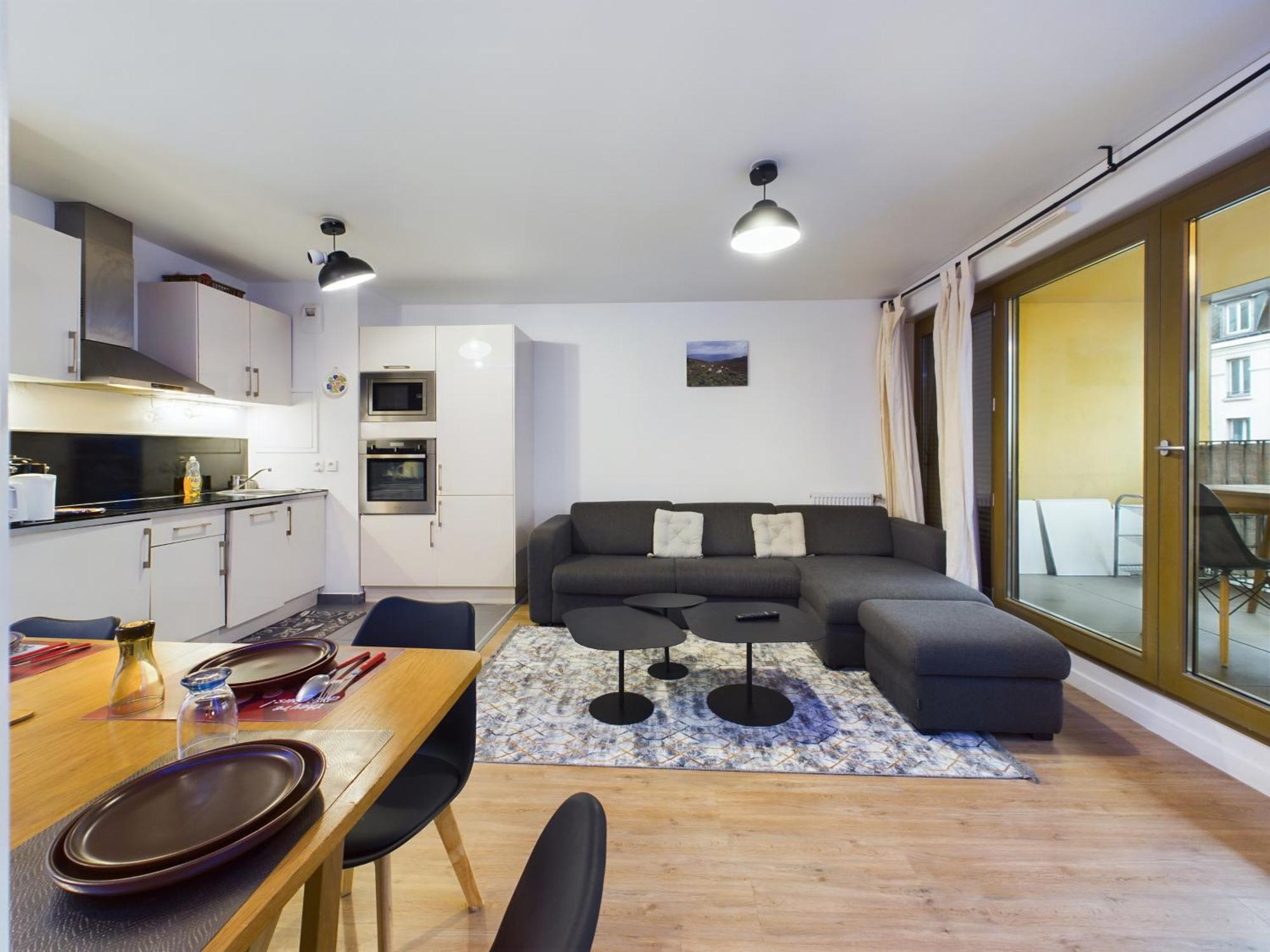 Roi De La Seine A Paris, Stade, Gare Parking Et Terrasse Apartment